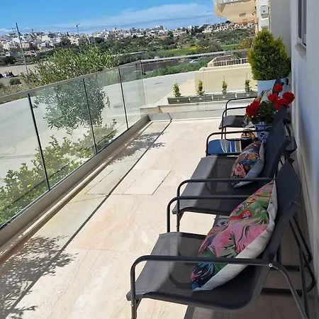 شقة Brandnew 3 Bed Maisonette In Selmun! By Homely المليحة